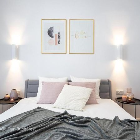 The Loft Luxury Apartments-Near The Park In The City Center Бухарест Экстерьер фото