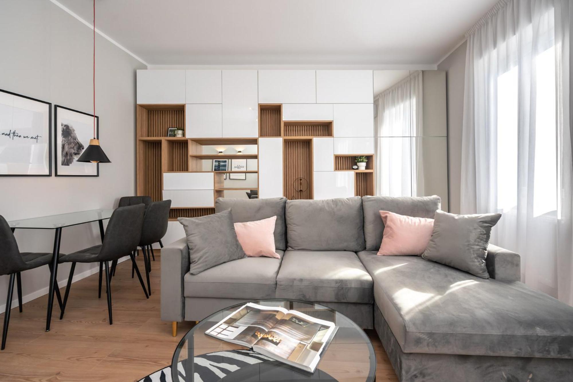 The Loft Luxury Apartments-Near The Park In The City Center Бухарест Экстерьер фото
